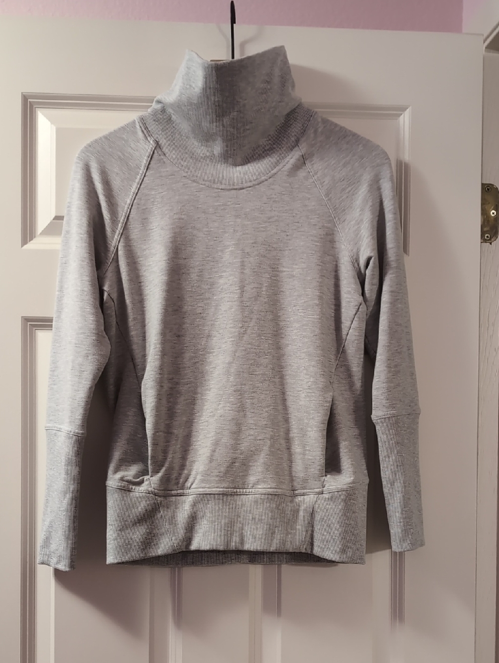 Lululemon Sweatshirt